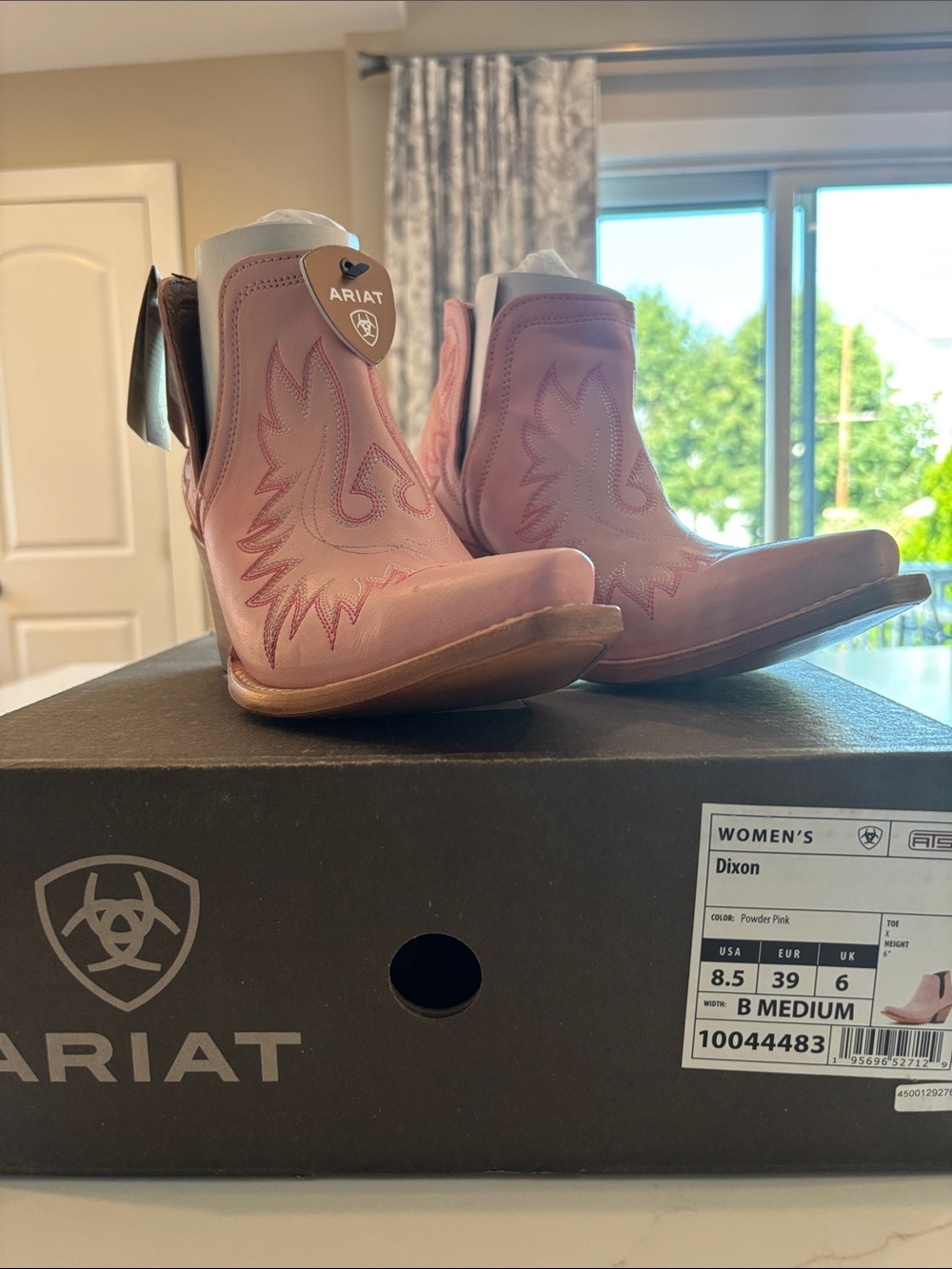 Ariat Powder Pink Short Western Booties